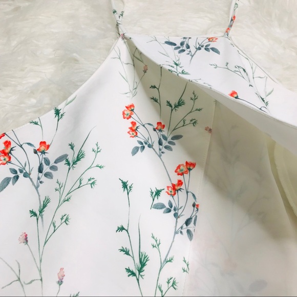 SOLD! HOST PICK Zara Floral Open Back Crop Top ✨ - Picture 5 of 6